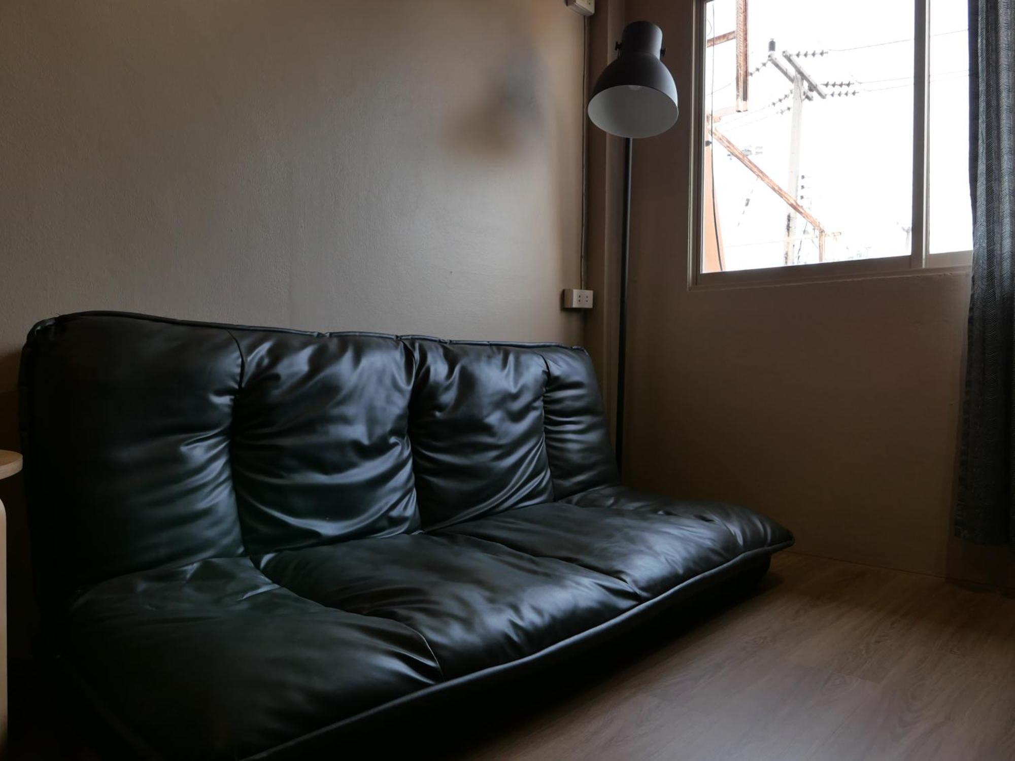 Films House Hostel Бангсен Екстер'єр фото