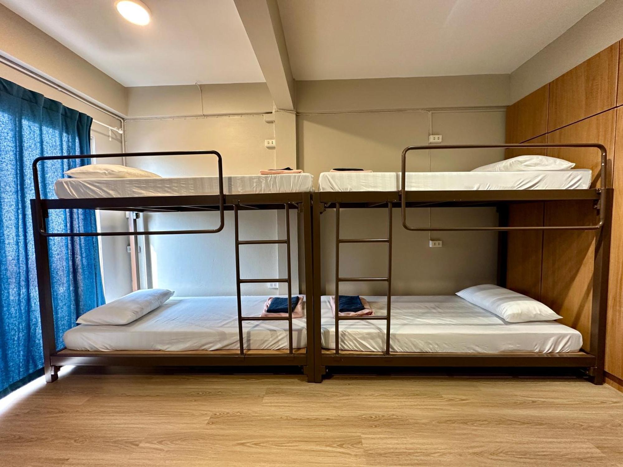 Films House Hostel Бангсен Екстер'єр фото